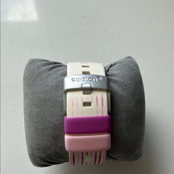 Swatch Smartwatch Sports Digital Display - Picture 4 of 7